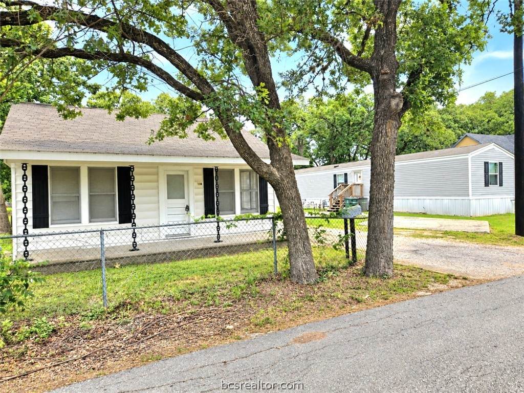 138, 138-A Watson Lane - Photo 1