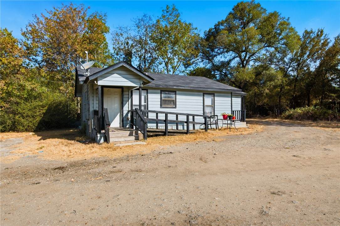 906 Martin Luther King Jr Street - Photo 1