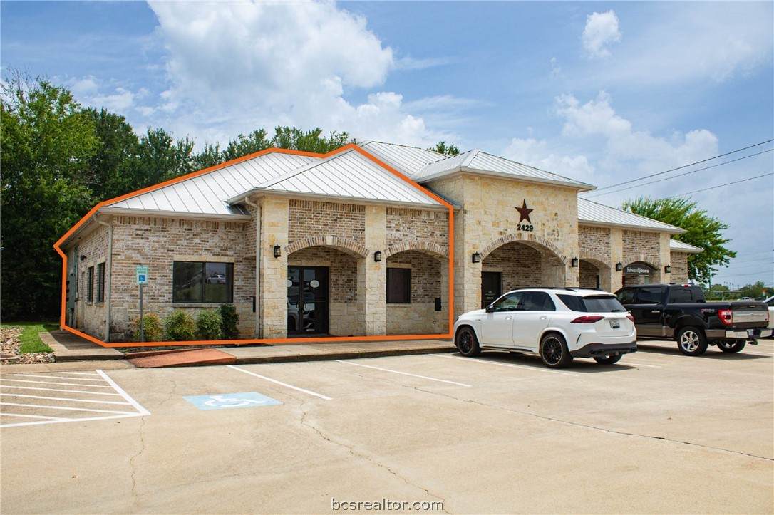 2429 Earl Rudder - Photo 1