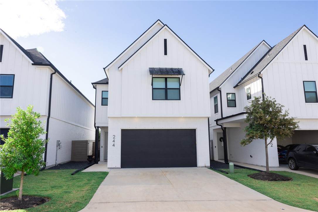 244 Estates Circle - Photo 1