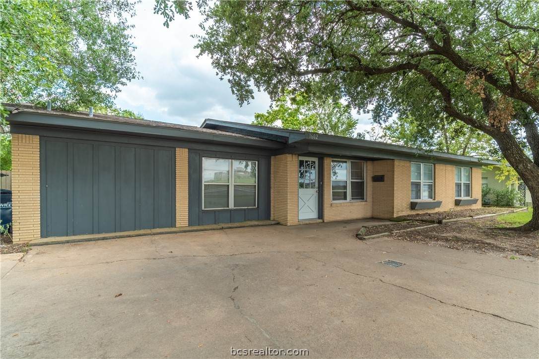 1602 George Bush Drive - Photo 1