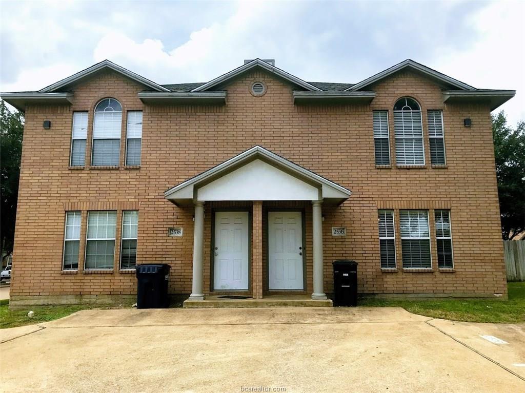 2536 Ashford - Photo 1