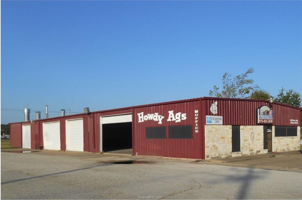 1305 North Harvey Mitchell Parkway - Photo 1