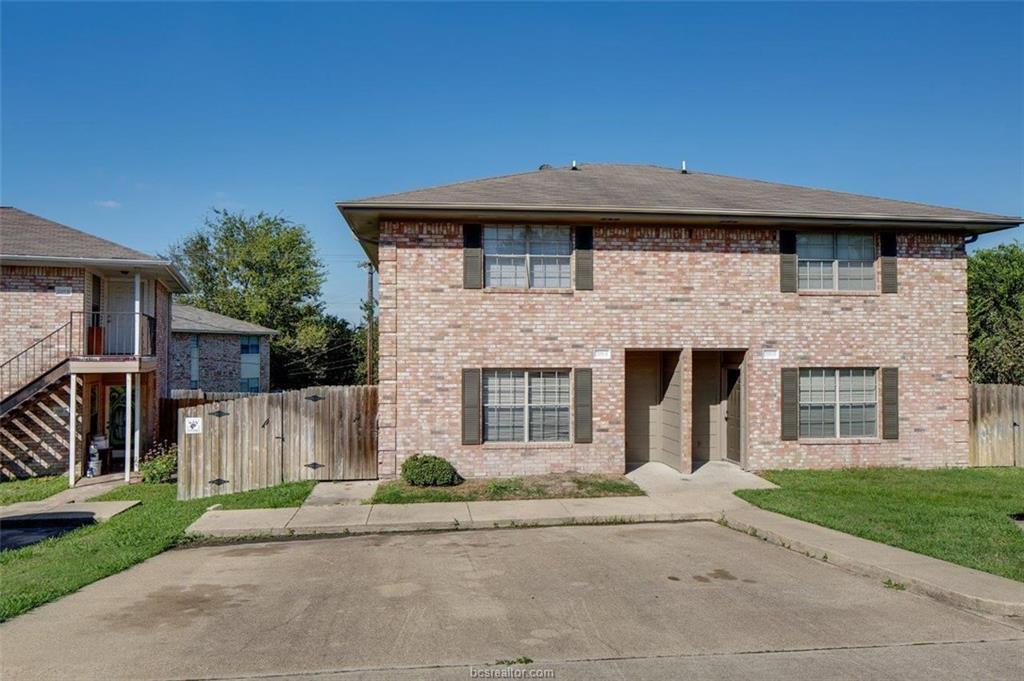 1205 Vinyard - Photo 1