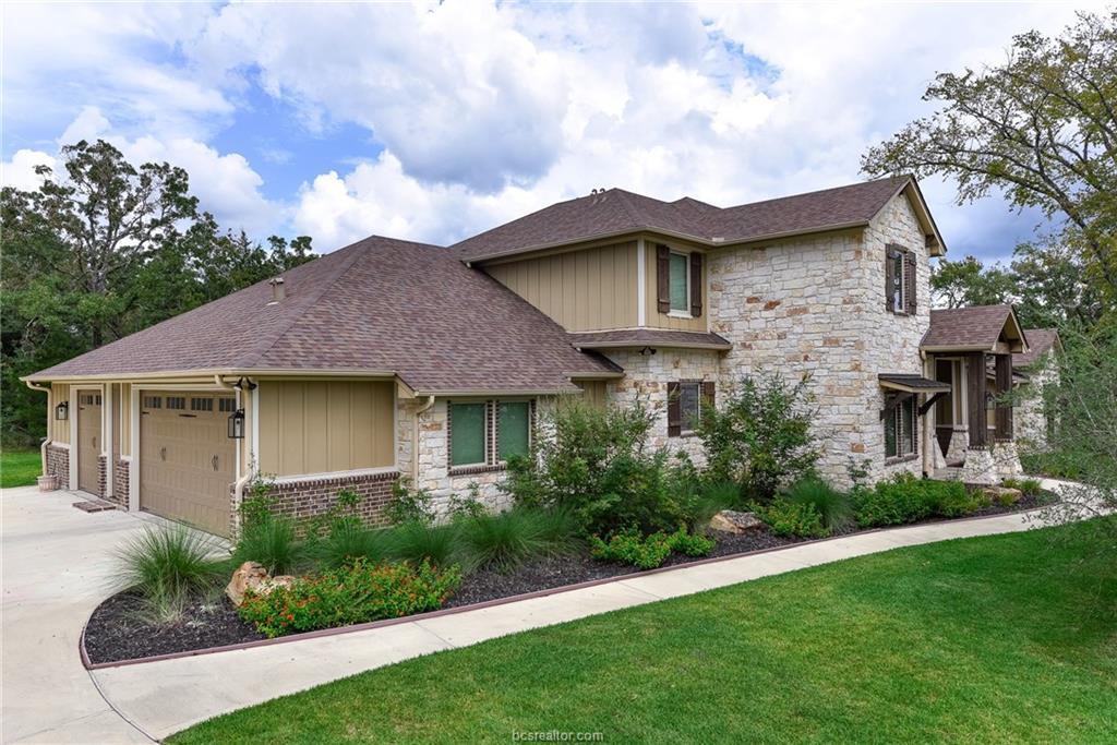 17361 Makawee Court - Photo 1