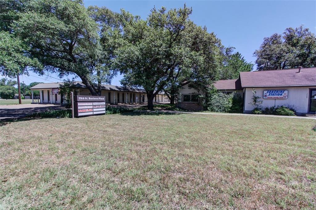 1706 29th Street - Photo 1