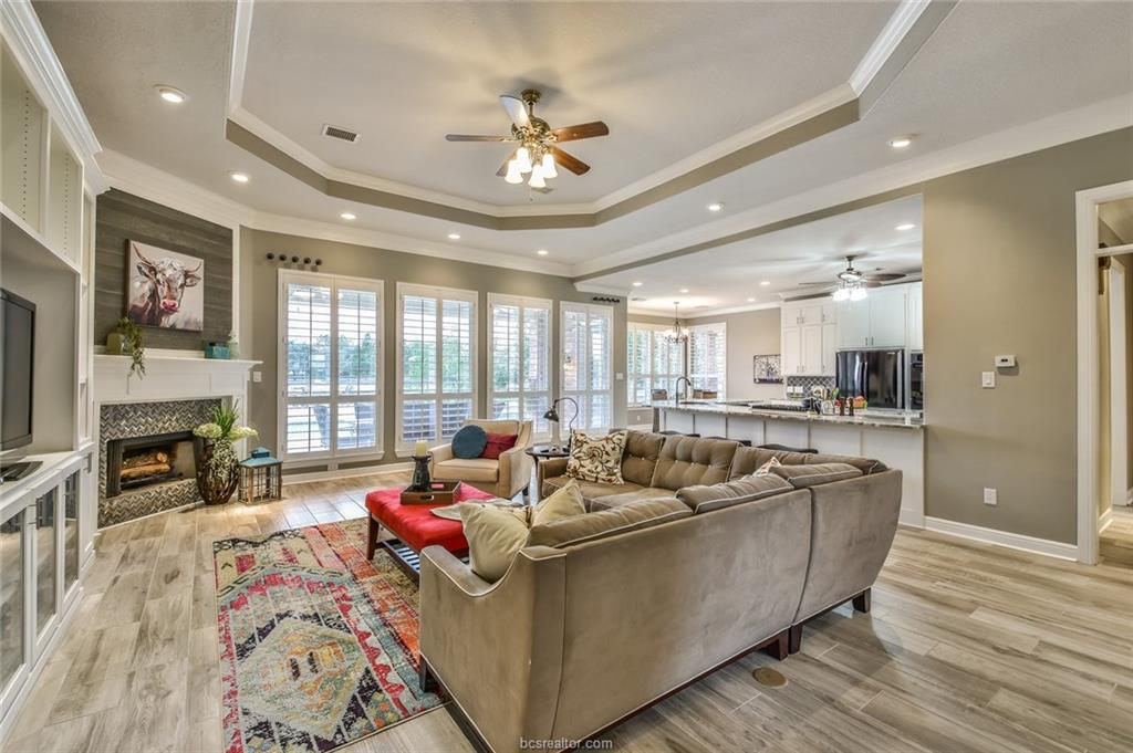 3811 Blue Grass Drive - Photo 1