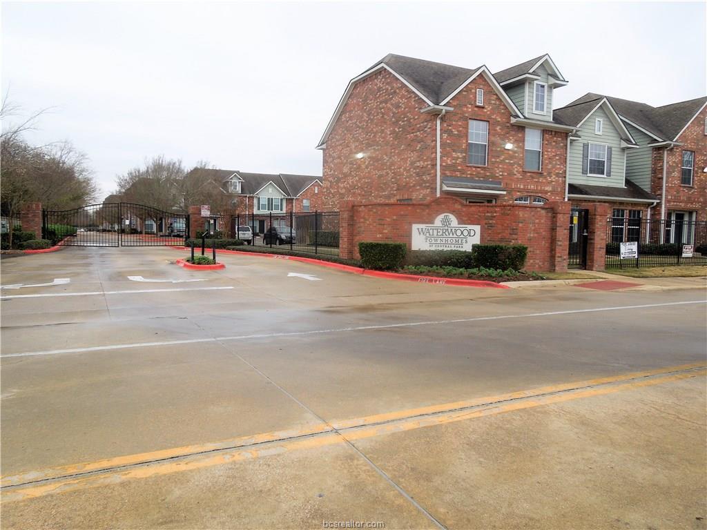 1001 Krenek Tap Road - Photo 1