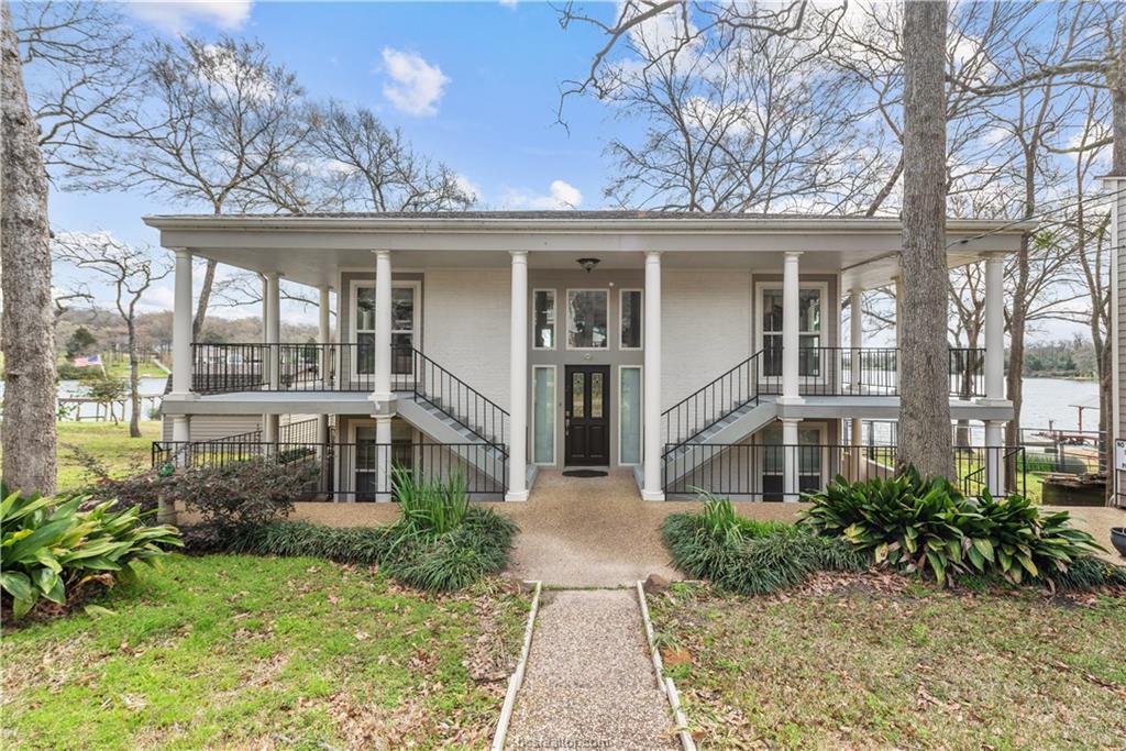 5 Dogwood Lane - Photo 1
