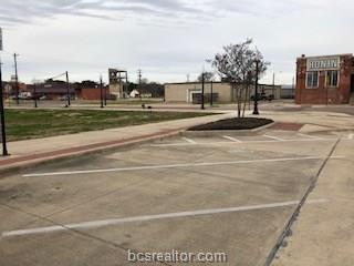724 Main Street - Photo 1