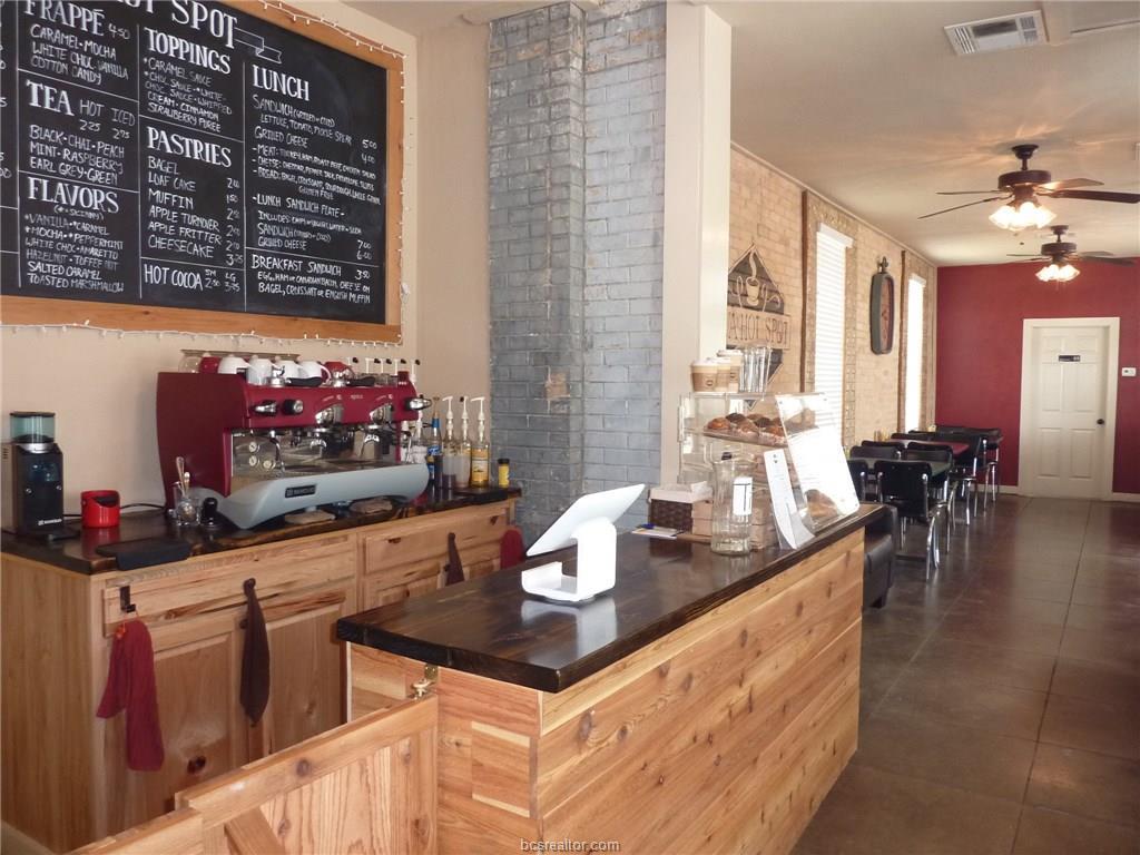 215 La Salle Street - Photo 1