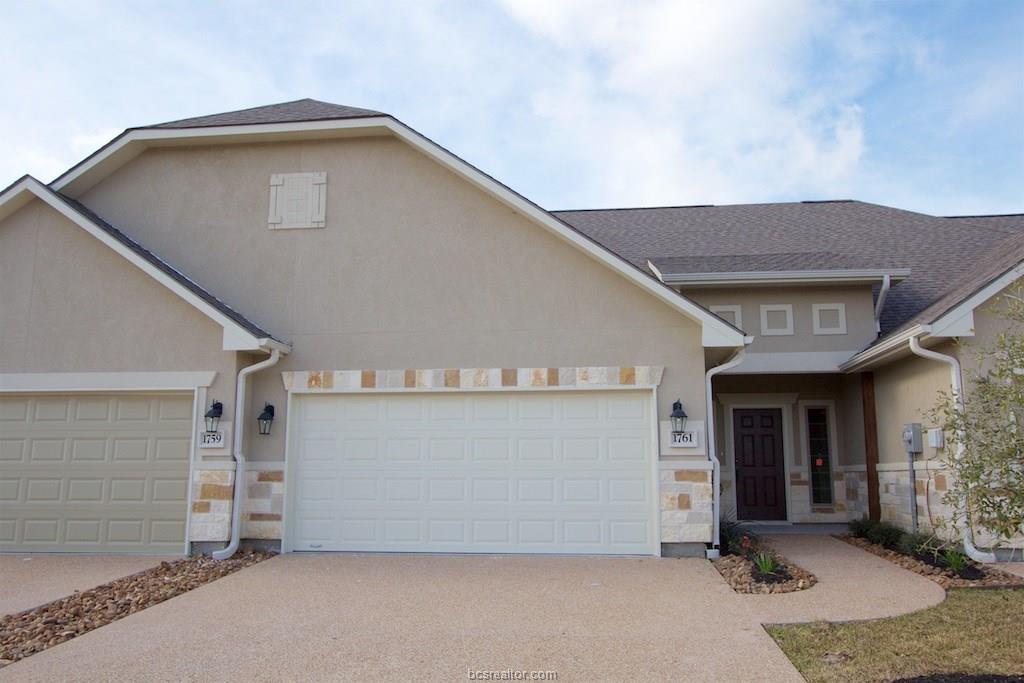 1761 Dakota Lane - Photo 1