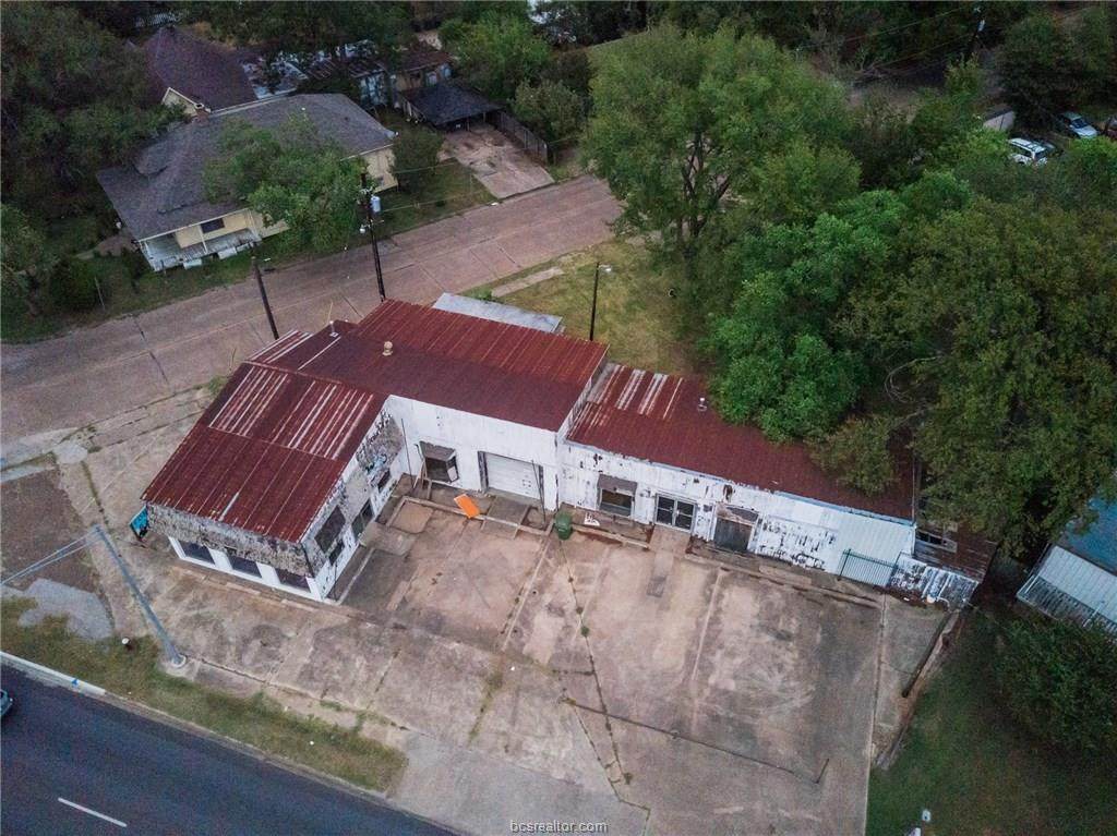 801 Texas Avenue - Photo 1