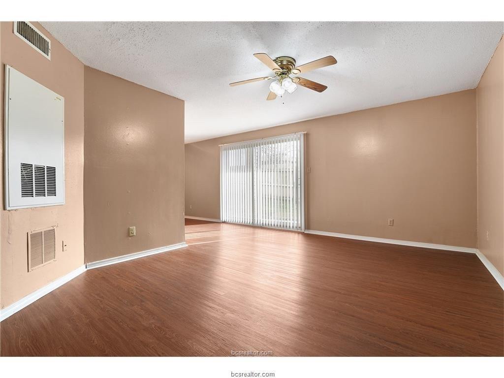 1014 Autumn Circle - Photo 1