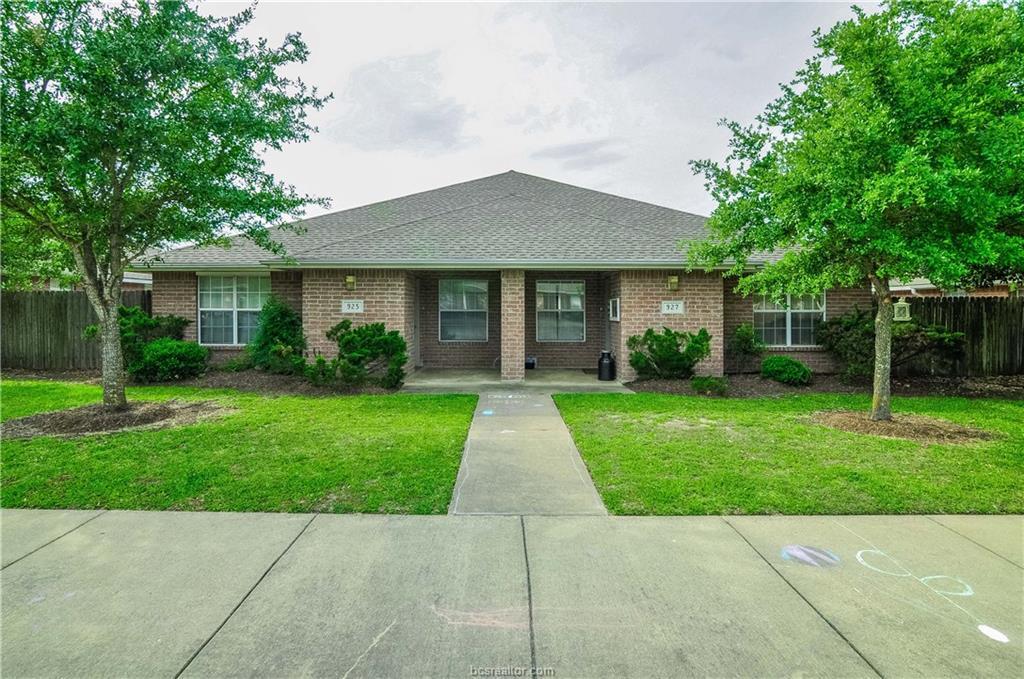 927 Sun Meadows - Photo 1