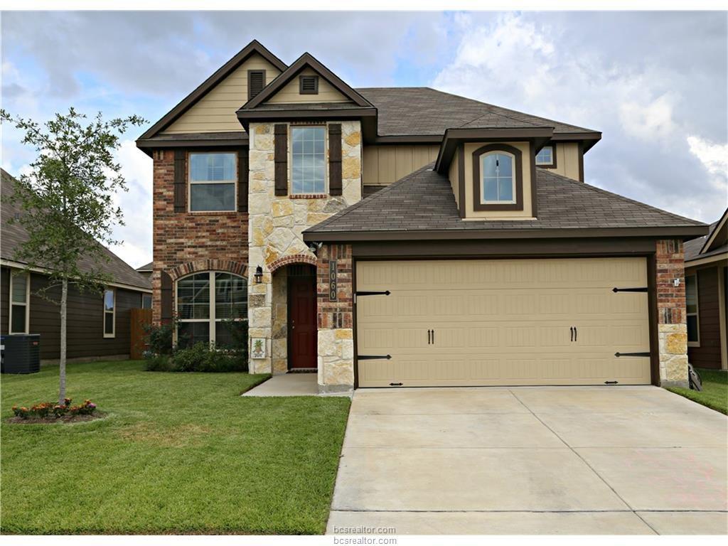 1060 Venice Drive - Photo 1
