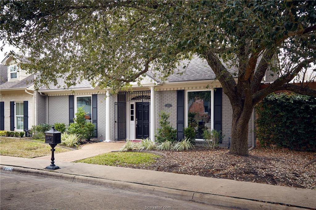 804 Dogwood Lane - Photo 1