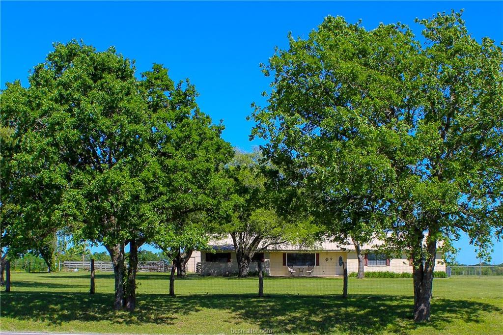 17045 Fm 1372 Road - Photo 1