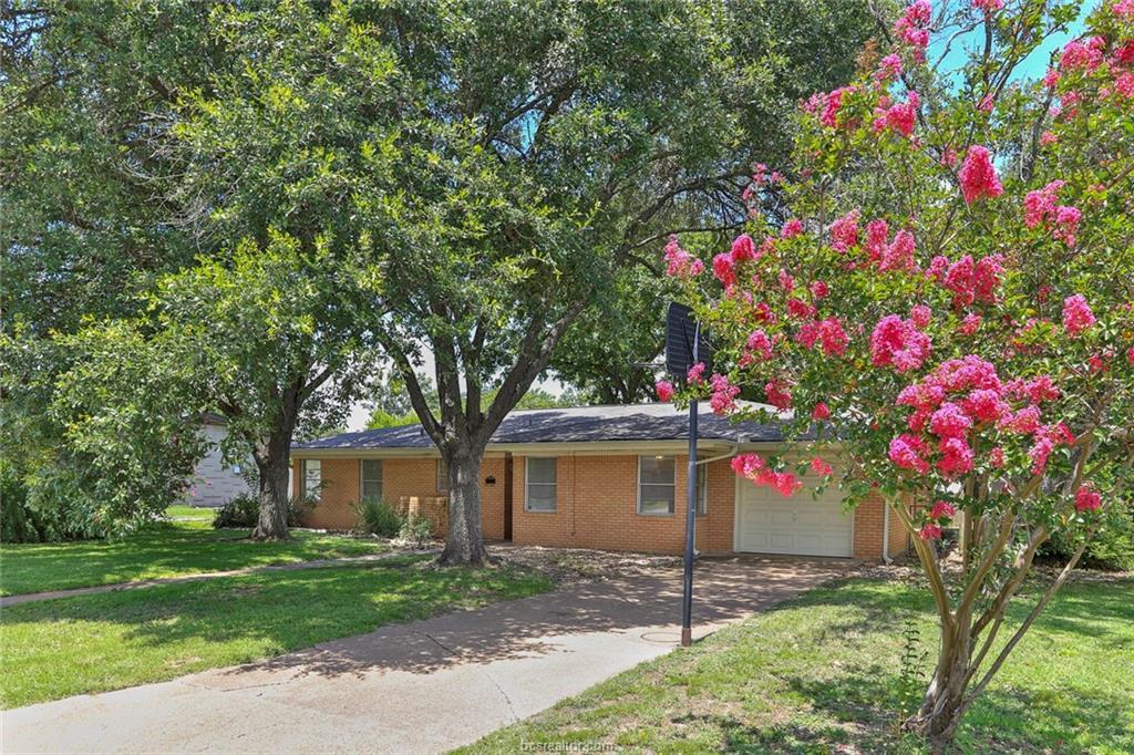 304 Dunn Street - Photo 1