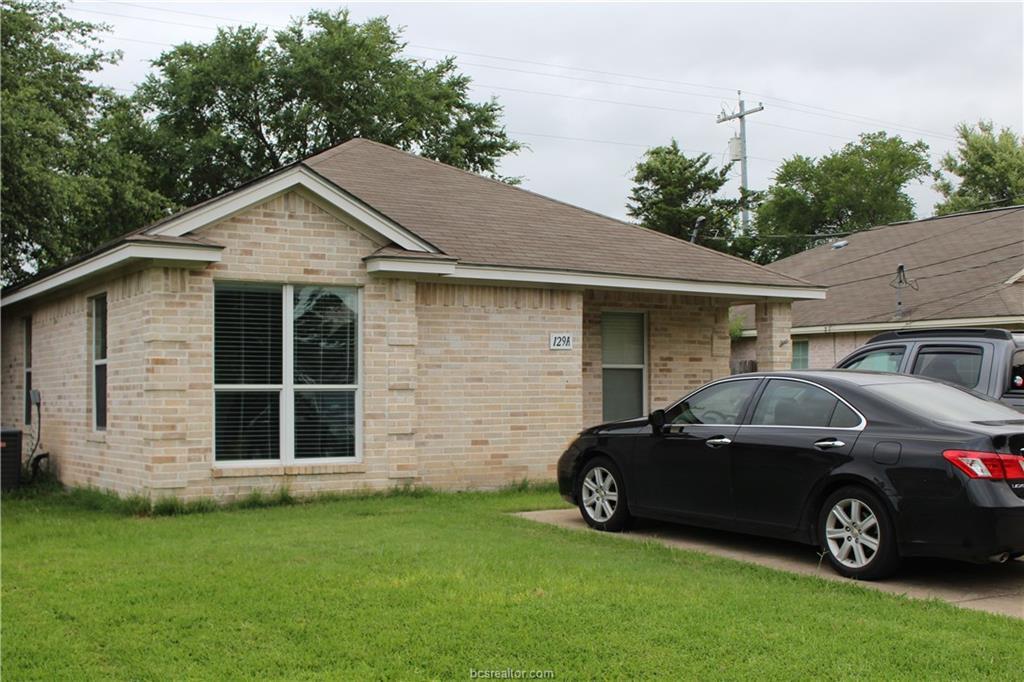 129 Richards Street - Photo 1