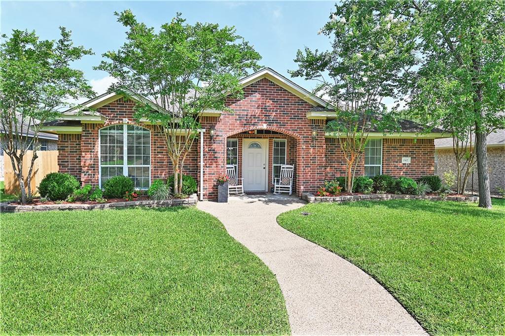 1507 Bluefield Court - Photo 1