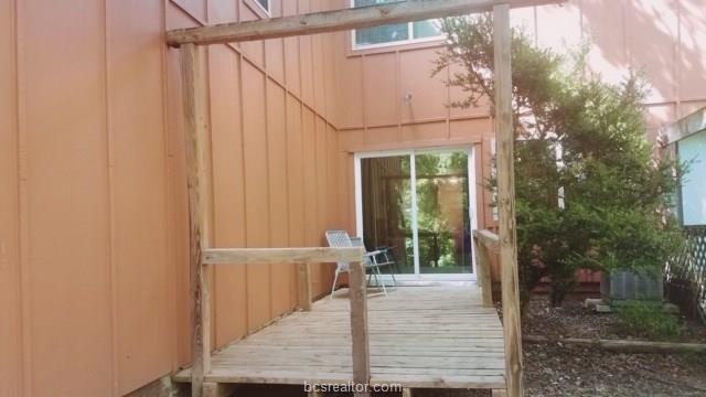3923 Old Oaks Drive - Photo 1