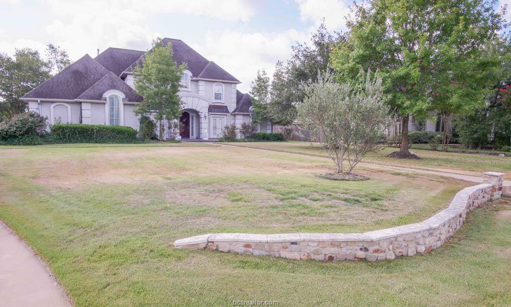 1204 Royal Adelade Drive - Photo 1