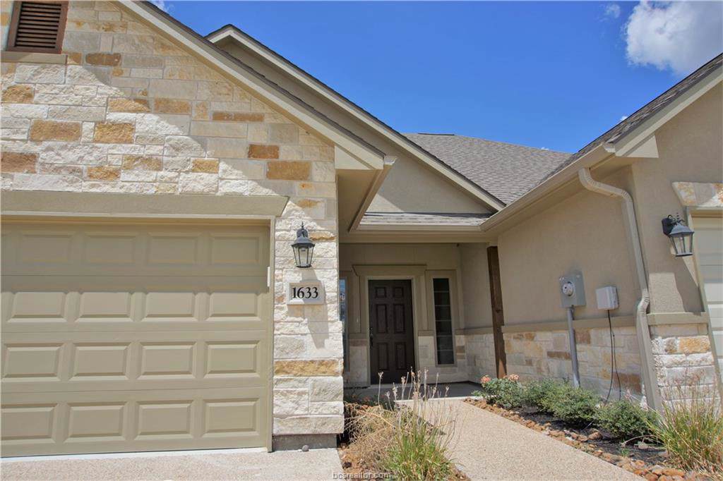 1633 Buena Vista - Photo 1