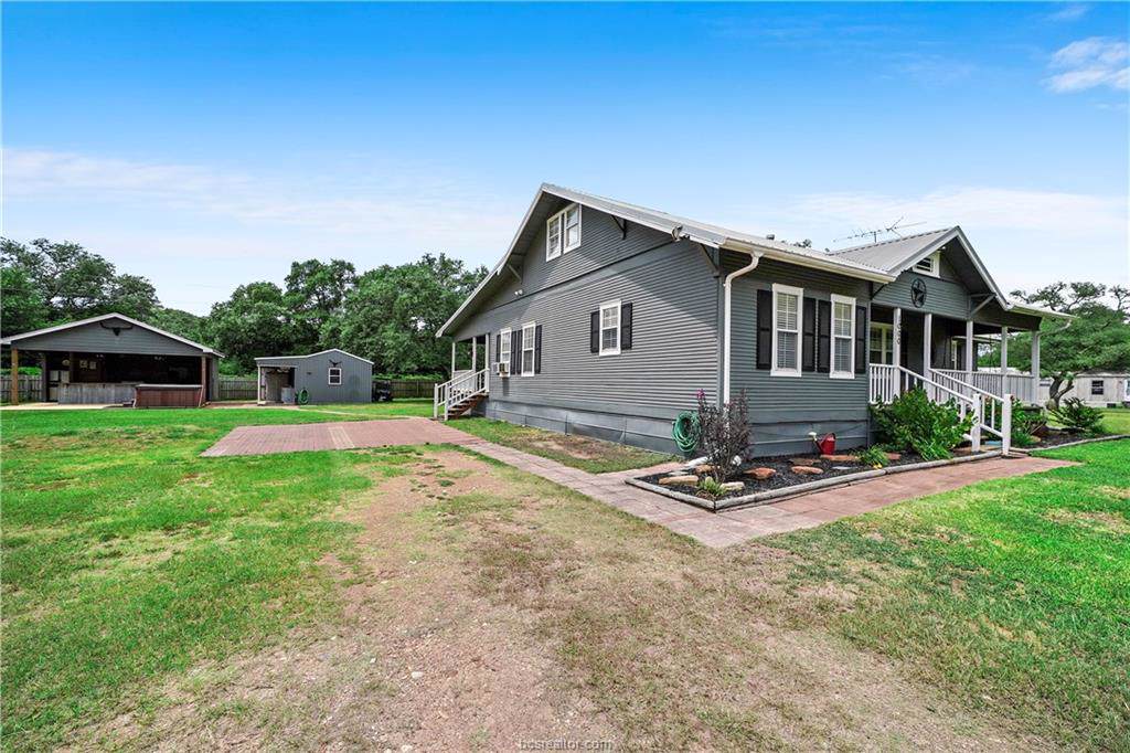 1000 Heiman Luedke Lane - Photo 1