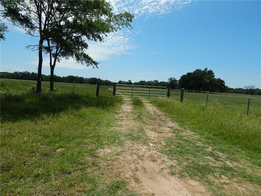 3128 E. Hwy 79 - Photo 1 3128 E. Hwy 79 - Photo 1