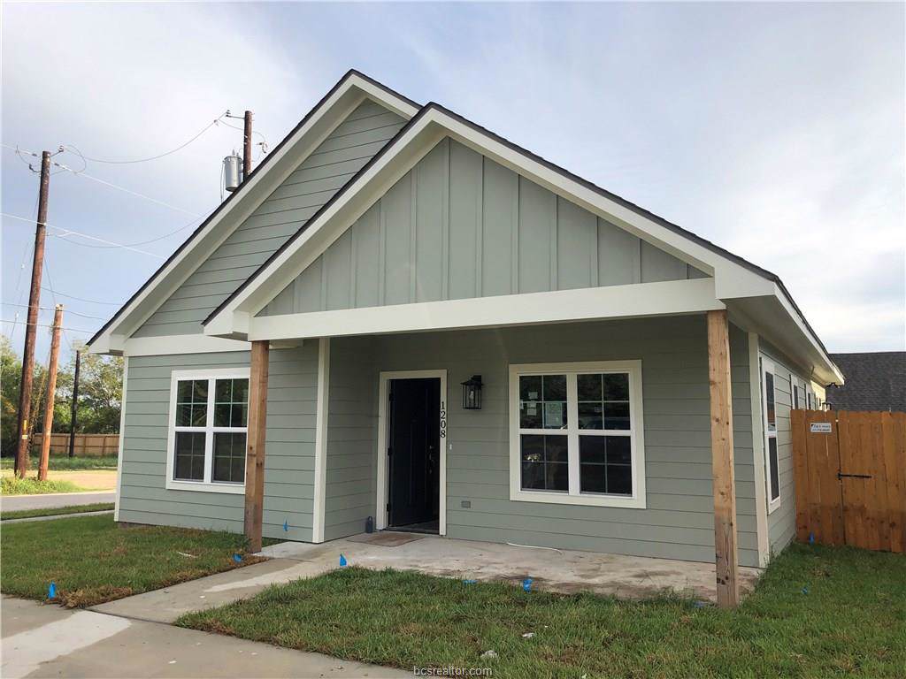 1208 Military Street - Photo 1