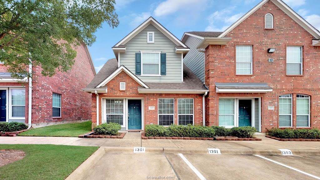 1001 Krenek Tap Road - Photo 1