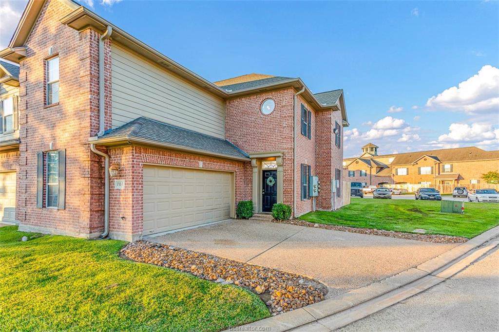 1425 Villa Maria Road - Photo 1