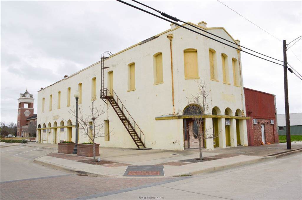 201 Railroad Street - Photo 1