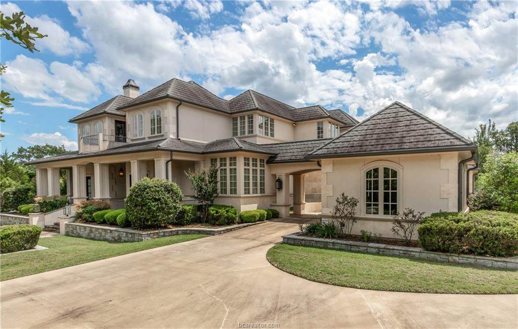 3061 Arapaho Ridge Drive - Photo 1