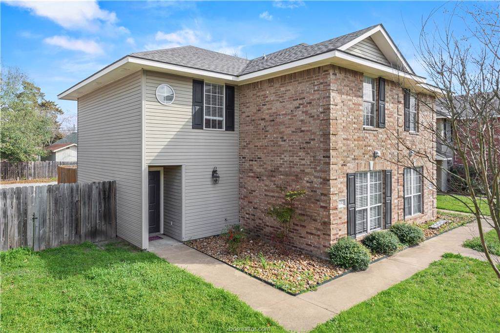1221 Oney Hervey Drive - Photo 1