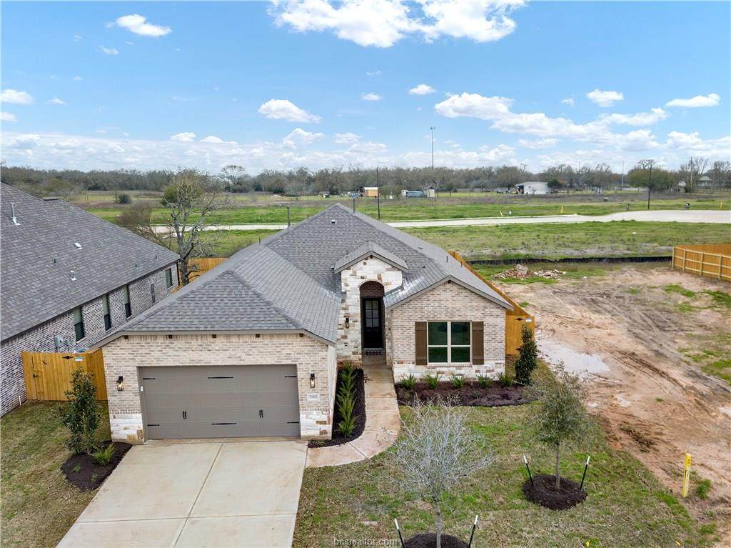 3910 Eskew Dr - Photo 1