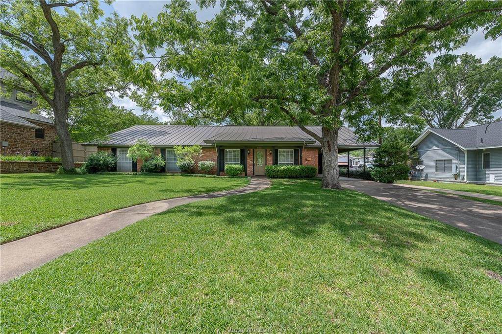 606 Fox Street - Photo 1