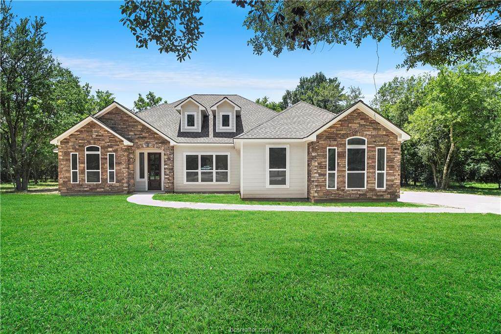 132 Pin Oak Lane - Photo 1