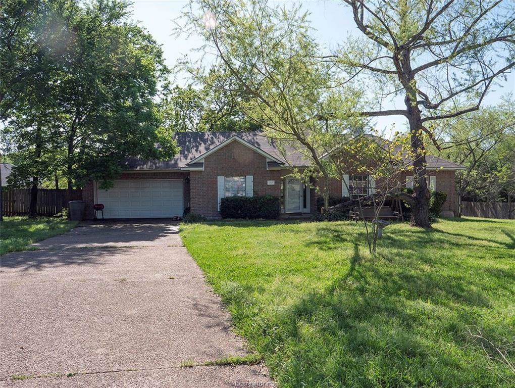 2717 Bayberry Court - Photo 1