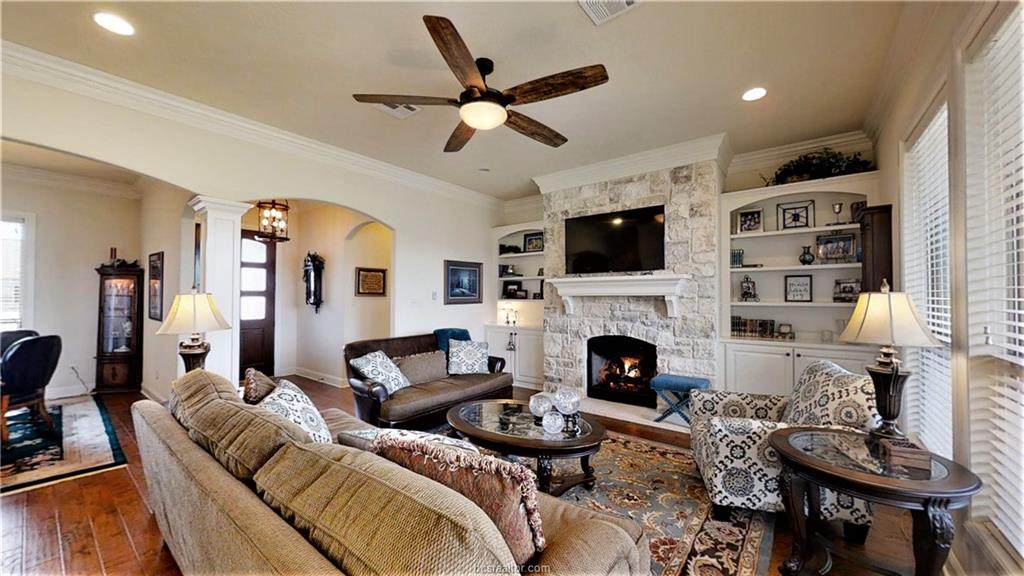 4213 Norwich Drive - Photo 1