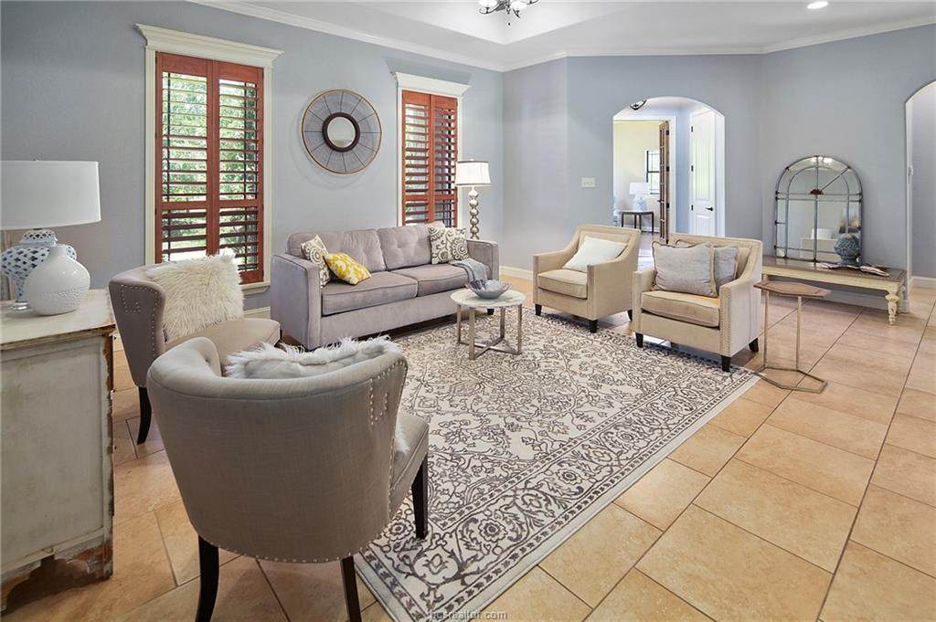 4808 Wayne Court - Photo 1