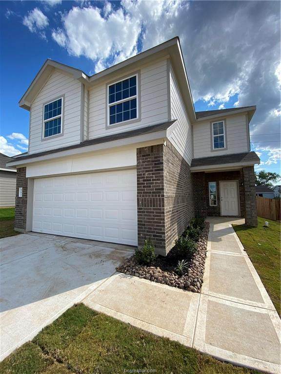 992 Crossing Drive - Photo 1