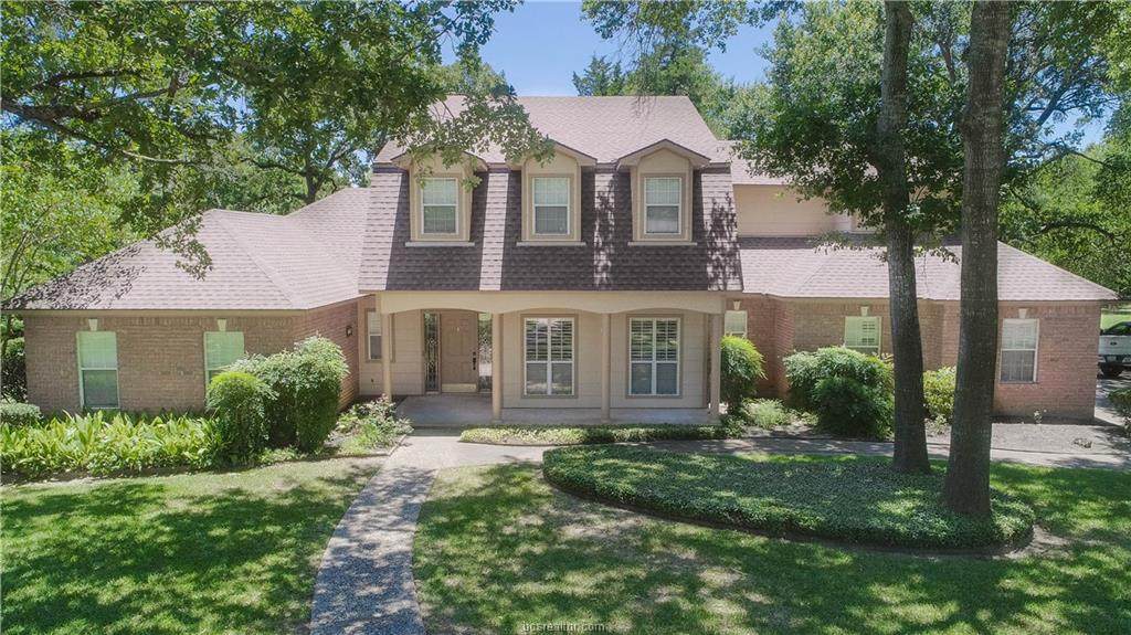 811 Copperas Drive - Photo 1