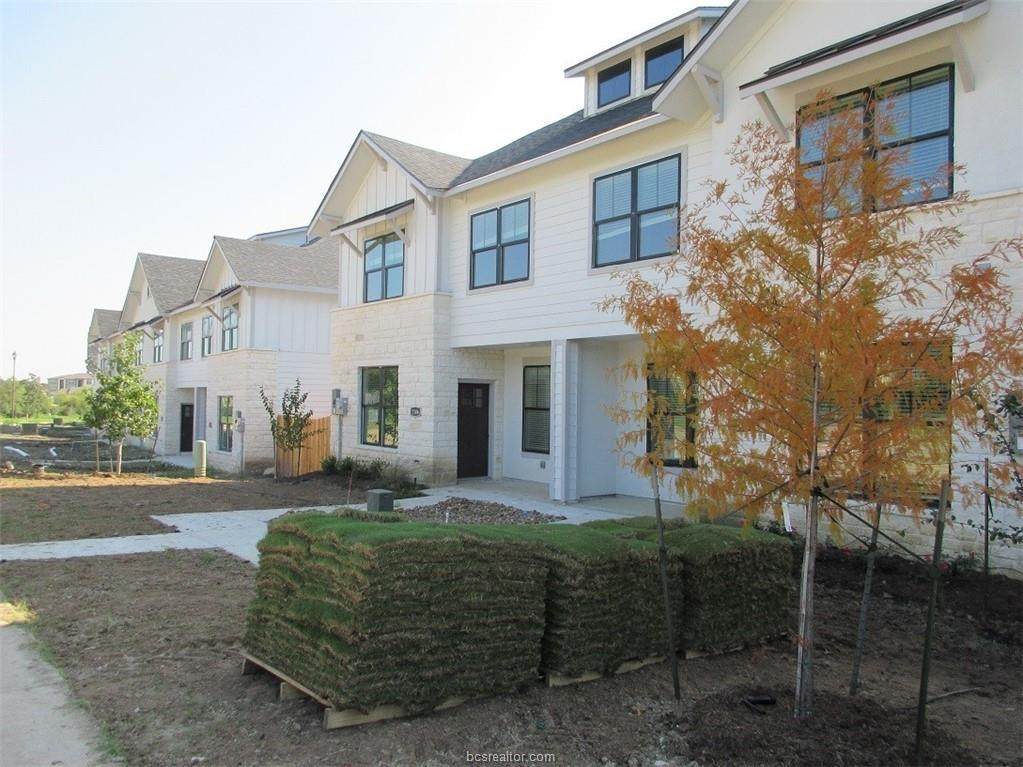 2106 Crescent Pointe Parkway - Photo 1
