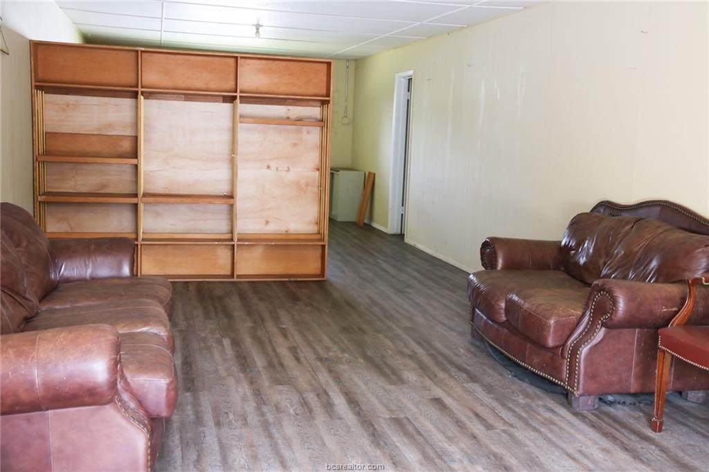 408 La Salle - Photo 1
