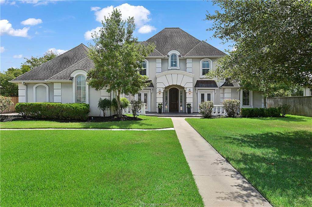 1204 Royal Adelade Drive - Photo 1