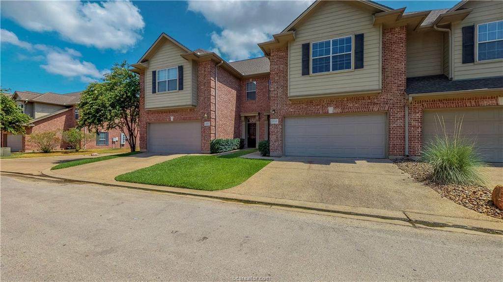 1425 Villa Maria Road - Photo 1