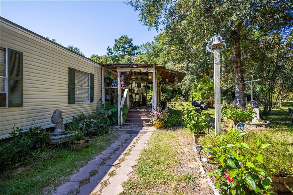 30762 Lake Road - Photo 1