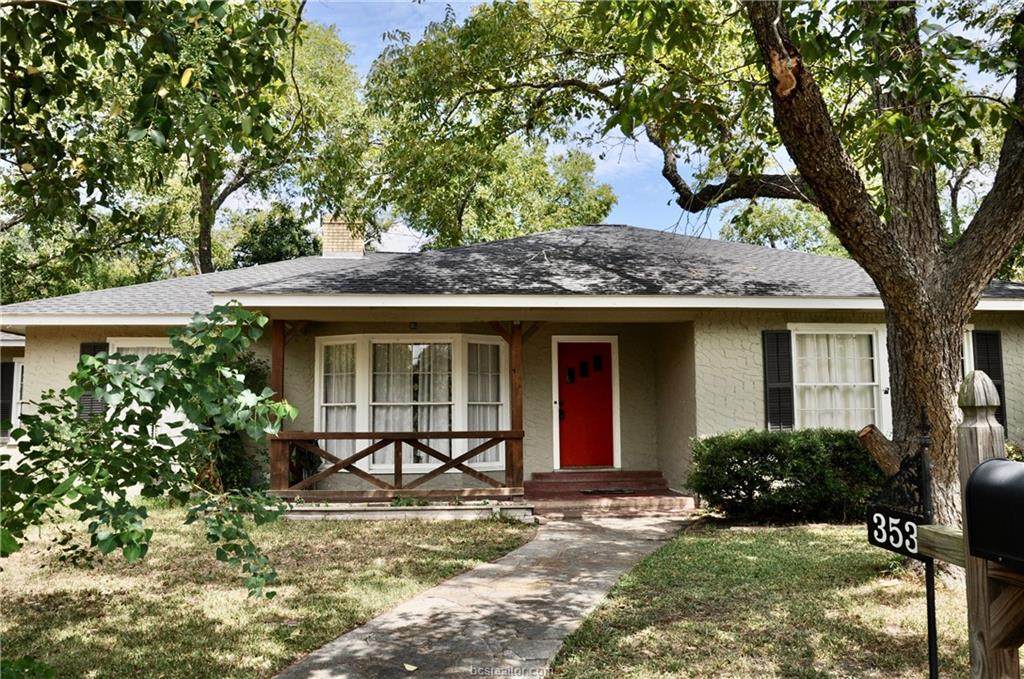 353 College Street - Photo 1